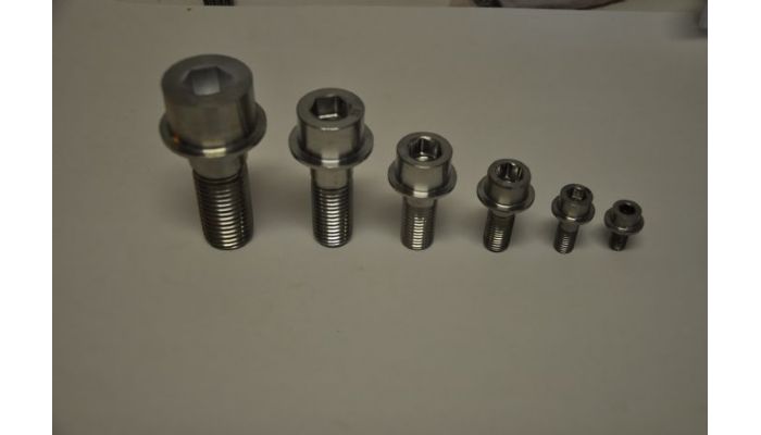 APP 5 Hjulskruv/impeller bolt